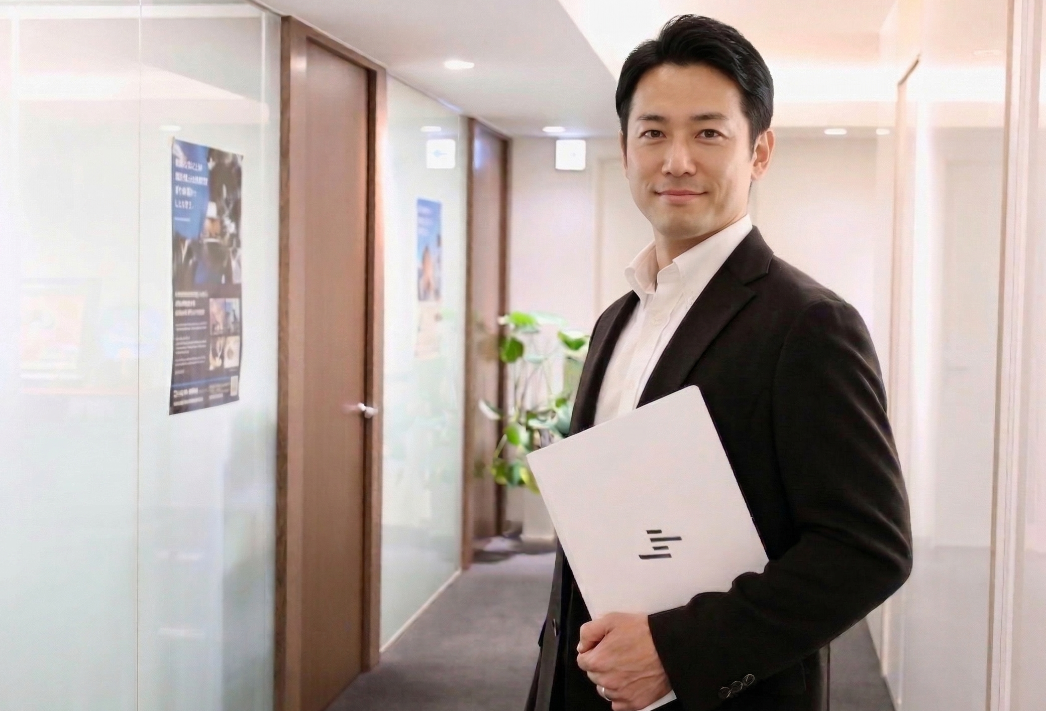 経営の支援者から事業を動かす当事者へ
―30代金融出身者のさくらでの挑戦 ―